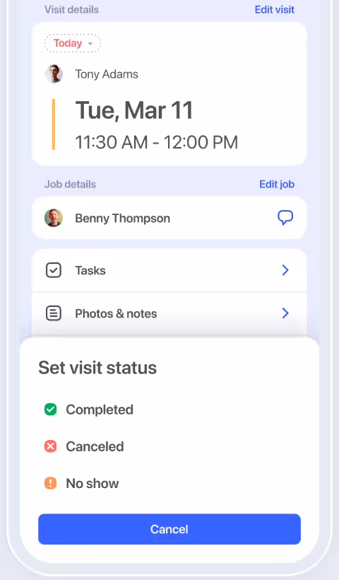 Setting a visit status in the FieldVibe app